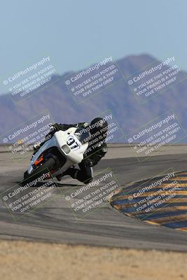 media/Mar-20-2025-Racers Edge (Thu) [[0731d8e3a1]]/2-B Group/Session 5 (Turn 12)/